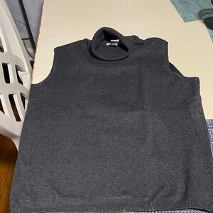 GAP Charcoal Gray Sleeveless Turtleneck Sweater Vest
